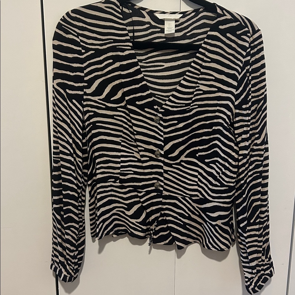 H&M Black and White Zebra Print Button Down Shirt
